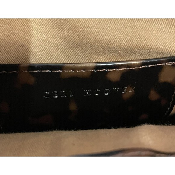 Ceri Hoover Simone Patent Leather Simone Ring Handle Crossbody Purse - Picture 4 of 5